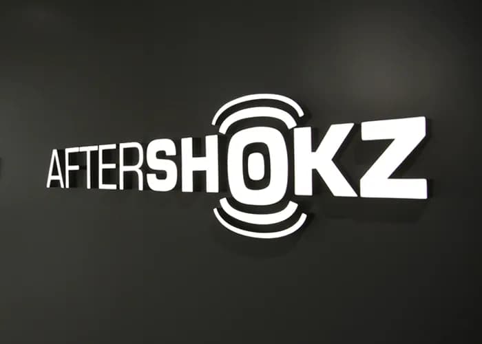 Shokz 2004