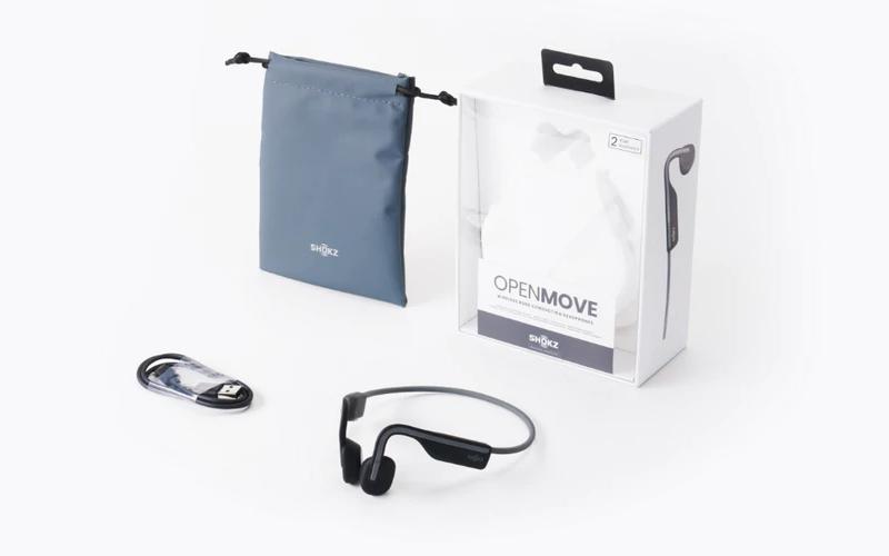 Hộp đựng tai nghe Shokz OpenMove và túi đựng đi kèm