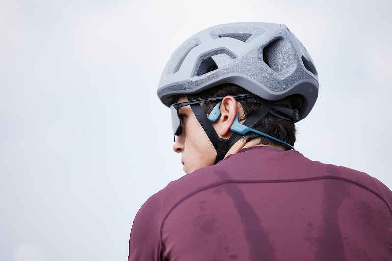 Lựa chọn tai nghe chạy thể dục phù hợp với bộ môn đạp xe