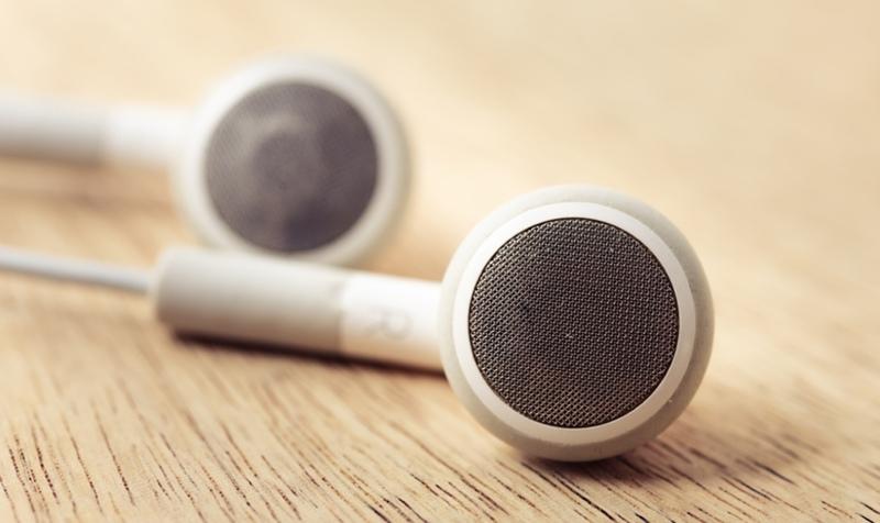 Lựa chọn tai nghe dễ vệ sinh: Điều quan trọng ít người chú ý