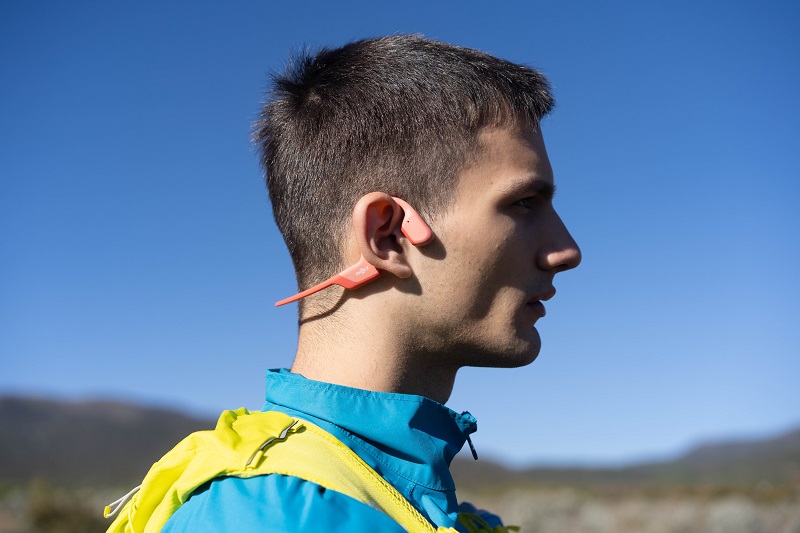 5 lưu ý khi đeo tai nghe chạy bộ